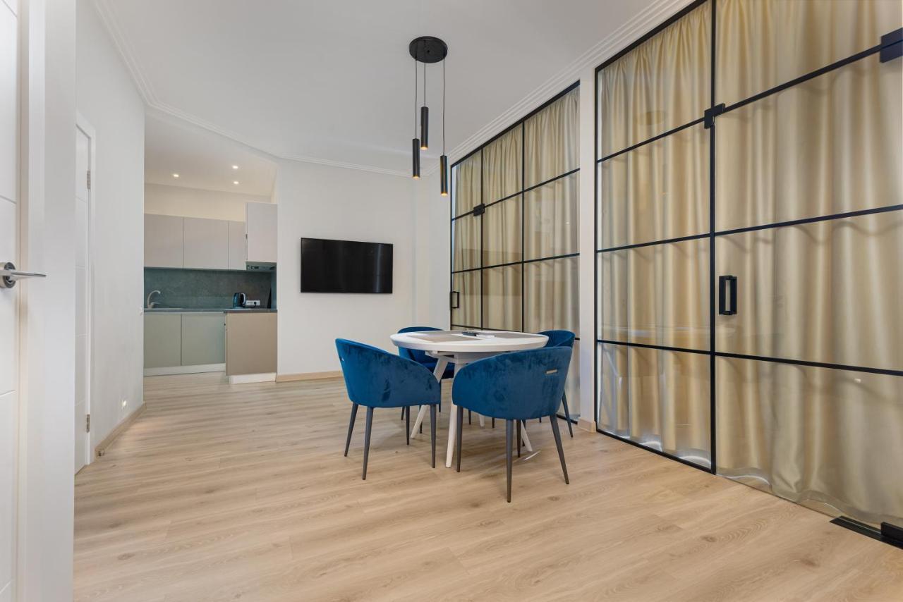 Sea Symphony Luxury 3-Bedrooms Apartment 오데사 외부 사진