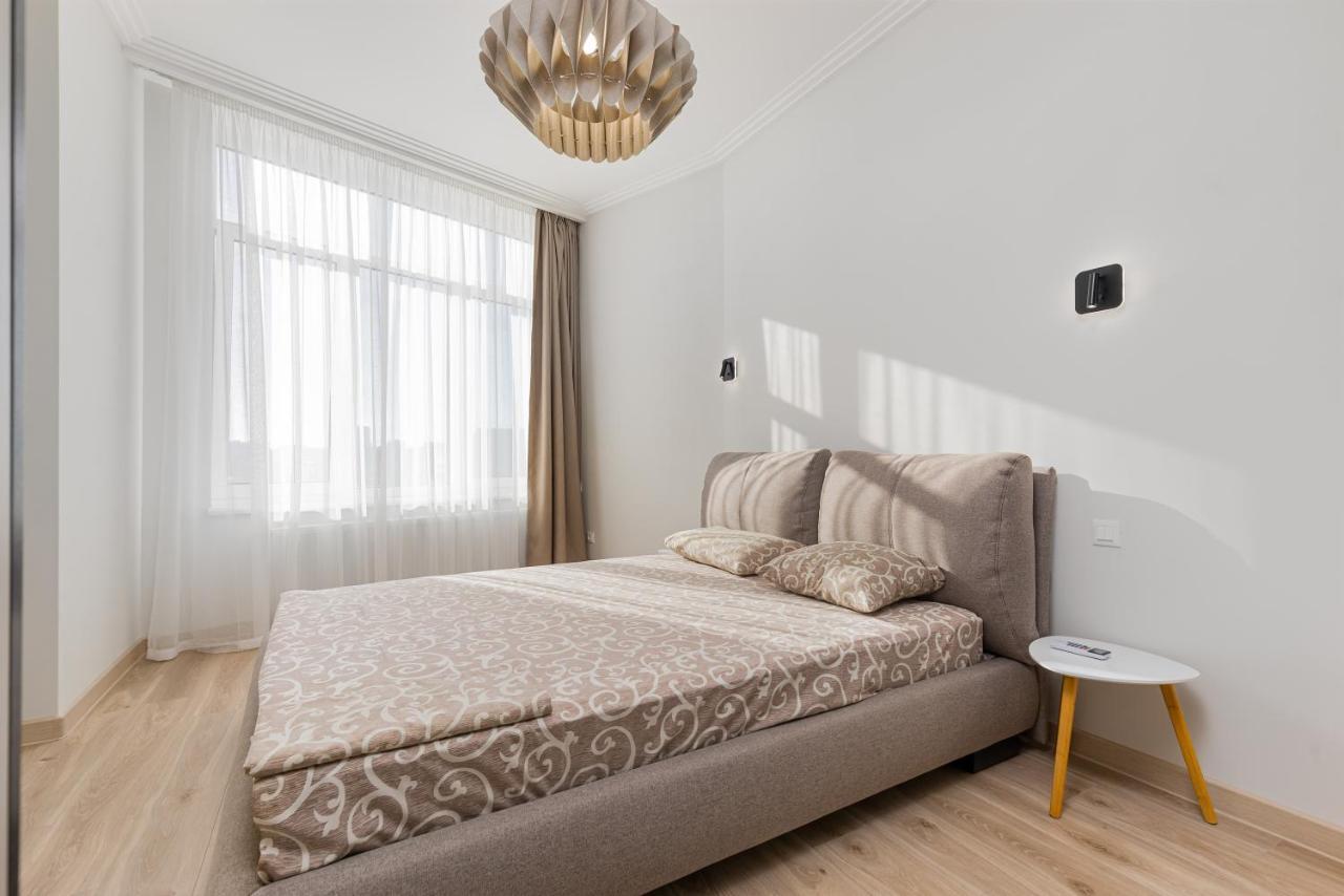 Sea Symphony Luxury 3-Bedrooms Apartment 오데사 외부 사진
